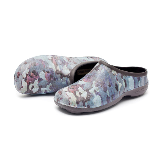 Men's Camo Chunky Tread Clogs